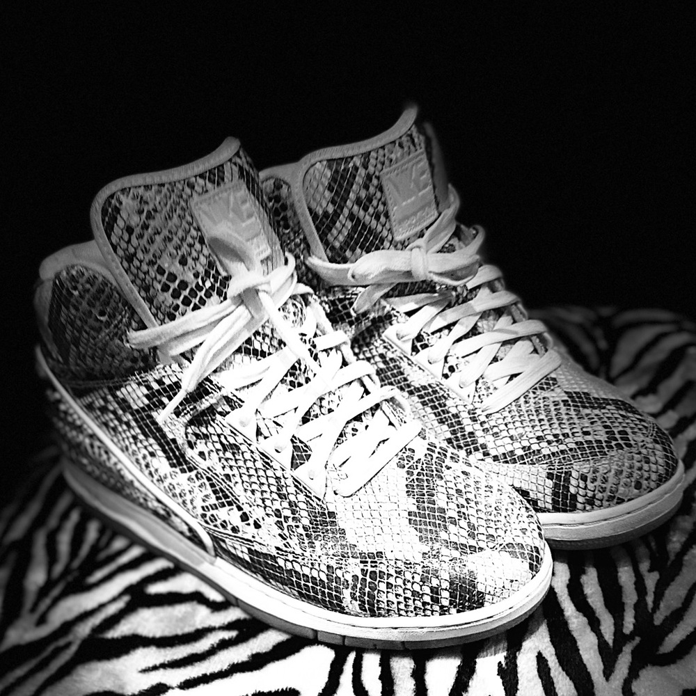 Nike Air Python Premium Brown Snake
Gum Mens Sneakers size men's 12